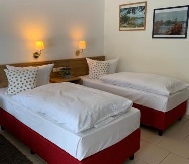 Zarrentin am Schaalsee Hotel | Relax at Landhaus am Schaalsee with Oceanfront Views