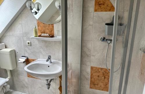 Zarrentin am Schaalsee Hotel | Relax at Landhaus am Schaalsee with Oceanfront Views