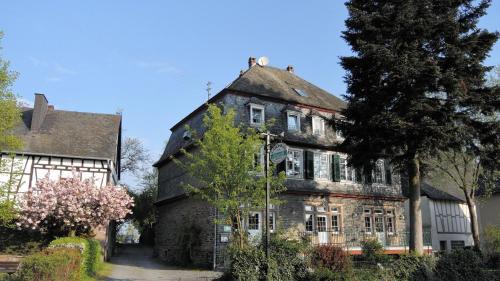 Kleinich Hotel | Discover Landhaus Arnoth: Pet-Friendly with Great Reviews