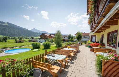 Radstadt House | Experience Landhaus Aubauerngut: Pet-Friendly Oceanfront Retreat
