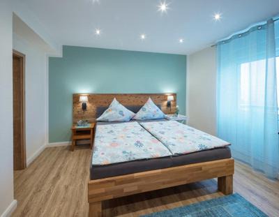 Bad Bertrich House | Relax at Landhaus Bad Bertrich with Oceanfront Dining