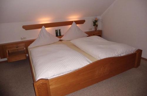 Enzklosterle Bed & Breakfast | Inviting Stay at Landhaus Enztalperle with Breakfast Included
