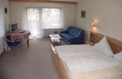 Enzklosterle Bed & Breakfast | Inviting Stay at Landhaus Enztalperle with Breakfast Included