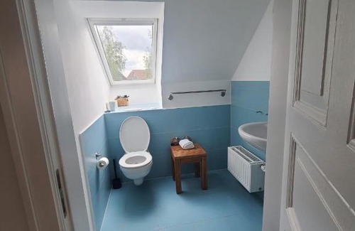 Hoisdorf Hotel | Cozy Landhaus Hoisdorf: Pet-Friendly with Breakfast Included