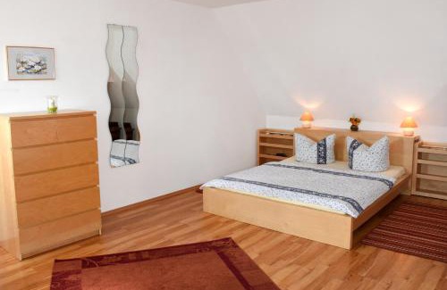Grammendorf Apartment | Pet-Friendly Retreat at Landhaus im Grünen - Guest Rated 9.8