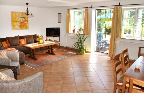 Grammendorf Apartment | Pet-Friendly Retreat at Landhaus im Grünen - Guest Rated 9.8