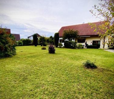 Pforring House | Pet-Friendly Retreat at Landhaus in Pförring - 8.6/10 Rated