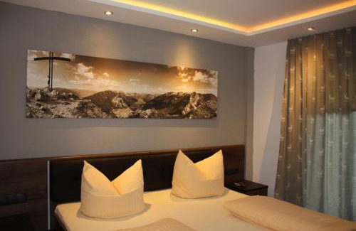 Holdernach Apartment | Pet-Friendly Haven at Landhaus Johannes - Rated 9.3/10