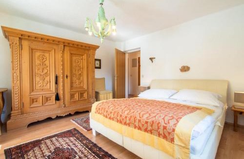 Ried Apartment | Family-Friendly Landhaus Leitzinger EG1 with High Ratings