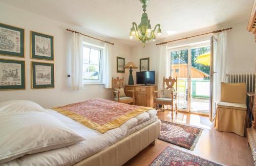 Ried Apartment | Family-Friendly Landhaus Leitzinger EG1 with High Ratings