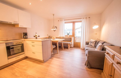 Uderns Apartment | Experience Landhaus Linden: Prime Zillertal Apartment Awaits