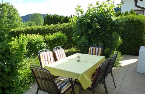 Bodensdorf Apartment | Pet-Friendly Retreat at Landhaus Monika - Rated 9/10!