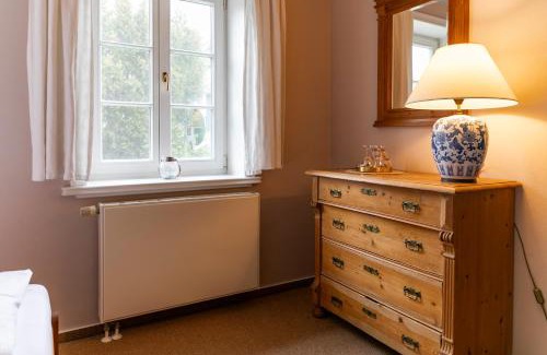 Ostseebad Ahrenshoop Hotel | Cozy Landhaus Morgensünn: Family-Friendly with Pool & Spa