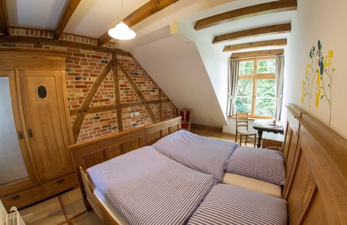Einen-Mussingen House | Exceptional Landhaus Schulze Osthoff with Breakfast Included