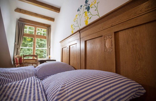 Einen-Mussingen House | Exceptional Landhaus Schulze Osthoff with Breakfast Included