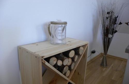 Semmering House | Experience Landhaus Semmering: Pet-Friendly Retreat with Dining