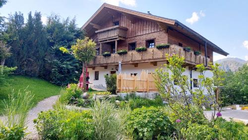 Embach House | Sea-View Retreat at Landhaus Sommerbichl - Guest Rated 9.6