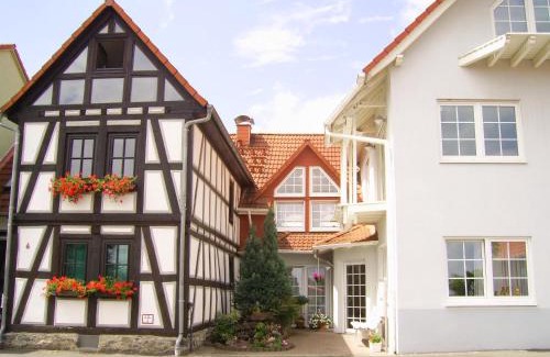 Geiß-Nidda Apartment | Delightful Landhaus Studio with Oceanfront Views in Nidda
