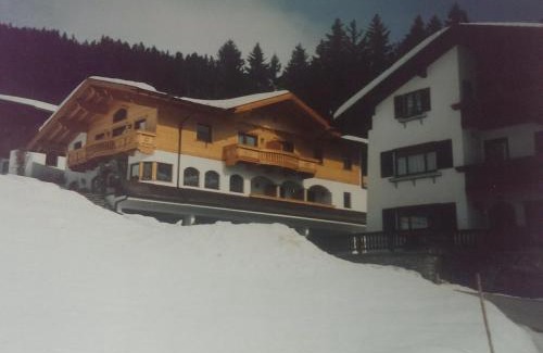Tux Bed & Breakfast | Oceanfront Bliss at Landhaus Tuxerschafer - Rated 9.6/10
