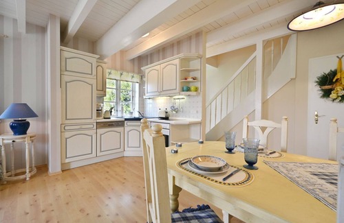 Vilmnitz Apartment | Ocean View Retreat at Landhaus Vilmnitz - Top Rated Stay