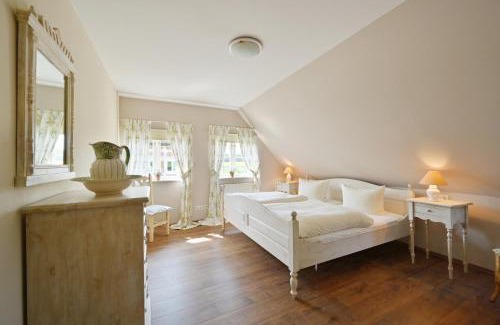 Vilmnitz Apartment | Kid-Friendly Getaway at Landhaus Vilmnitz - Wohnung 10