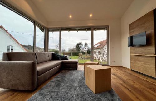 Ueberlingen Apartment | Exceptional Stay at Landhaus zum See - Fewo Eiche, 4-Star
