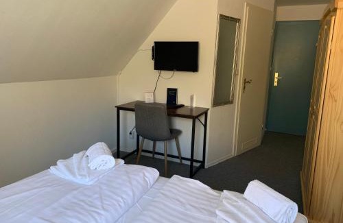 Neustrelitz Hotel | Welcoming Landhotel Cafe Prälank: Pet-Friendly & Family Fun