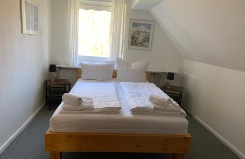 Neustrelitz Hotel | Welcoming Landhotel Cafe Prälank: Pet-Friendly & Family Fun