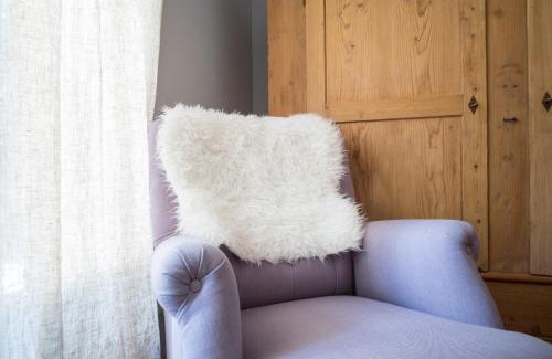Schalkenmehren Hotel | Inviting Landhotel Eifellust: Pet-Friendly Retreat Awaits