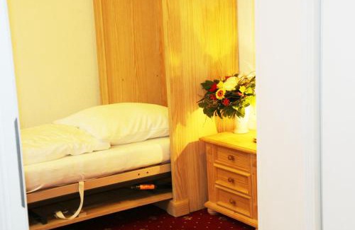 Markt Erlbach Hotel | Welcoming Landhotel Rangau Gasthof with Oceanfront Views