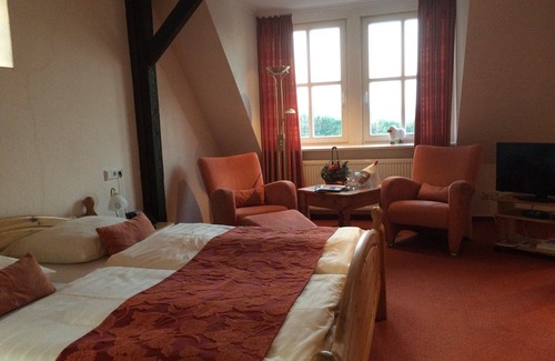 Bad Bentheim Hotel | Experience Comfort at Landhotel Waldseiterhof with Spa & Dining