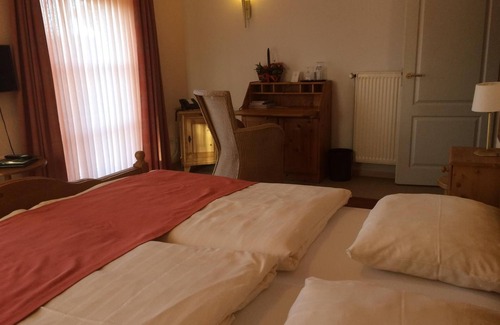 Bad Bentheim Hotel | Experience Comfort at Landhotel Waldseiterhof with Spa & Dining