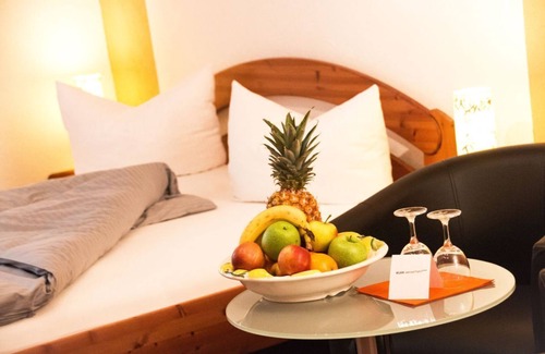Wemding Hotel | Discover Relaxation at Landhotel Weißer Hahn with Spa & Dining