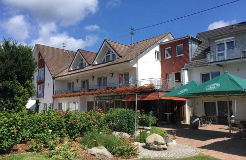 Lossburg Hotel | Experience Comfort at Landhotel zur Linde with Pool & Hot Tub