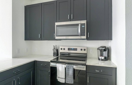 Northside Apartment | Landing | Amazing 1BD, Clubhouse, Gym