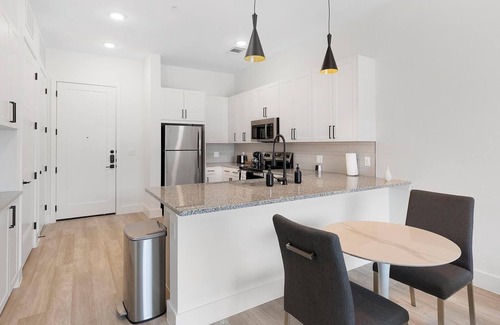Denton Apartment | Landing | Amazing 1BD in Denton