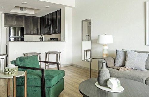 Fort Myers Apartment | Landing | Amazing 1BD, Tennis Court, Pool