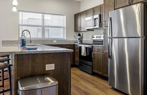 Cartersburg Apartment | Landing | Amazing 2BD, Courtyard, Pool