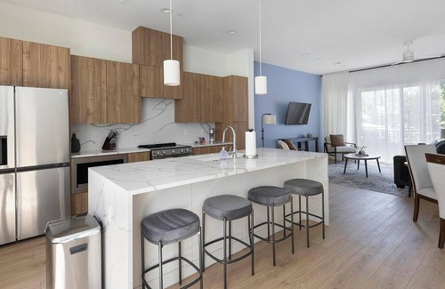 Dallas Apartment | Landing | Amazing 2BD in Downtown Dallas