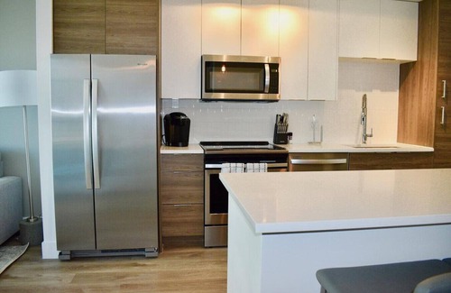 Riverwalk Fort Lauderdale Apartment | Discover 10X Riverwalk Apartments: Pet-Friendly Retreat