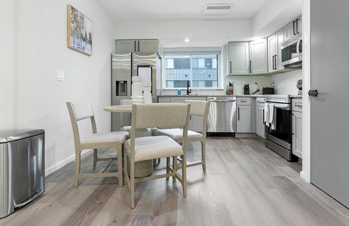 Spruce Hill Apartment | Explore 4415 Chestnut - Family-Friendly Stay in University City