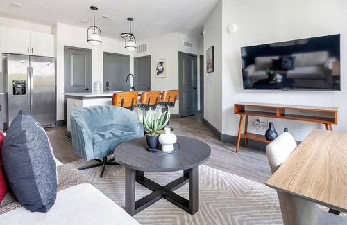 Southbank Apartment | Landing at Artea at Southbank - 1 Bedroom in Do.