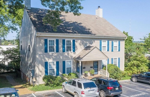 Green Hills Apartment | Discover Chowning Square - Family-Friendly 3 Bedroom Retreat