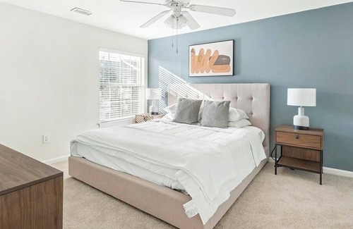 Crestline Heights Apartment | Experience Comfort at Crowne at Grandview - 2 Bedrooms