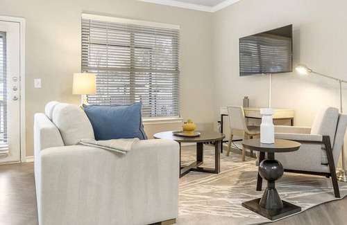 Grapevine Apartment | Landing at Dane Park Grapevine - 2 Bedrooms in Grapevine