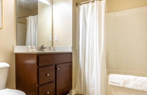 North Newport News Apartment | Cozy Denbigh Village Getaway with Pool & Pet-Friendly Perks