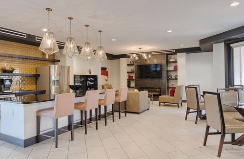 Memorial City Apartment | Discover Comfort at District at Memorial Apartments - 1 Bedroom