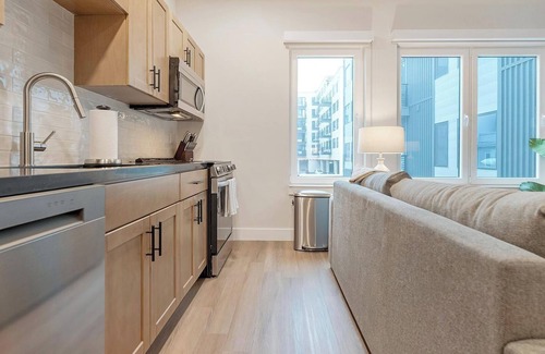 Kensington Apartment | Landing at Hagert and York - Studio in East Ken.