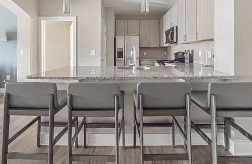 West Ashley Apartment | Pet-Friendly Getaway at Heyward West Ashley - 2 Bedrooms