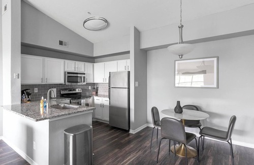 Fossil Creek Apartment | Landing at Hidden Lakes - 1 Bedroom in North Fo.